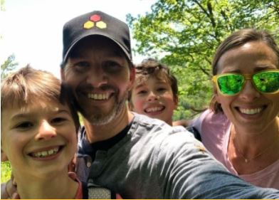 Charlie Cain with his parents Will and Kathleen Cain and siblings West Cain at the Smoky Mountains of Tennessee